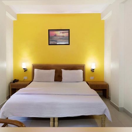 Hotel Himalaya Haridwār Exteriör bild