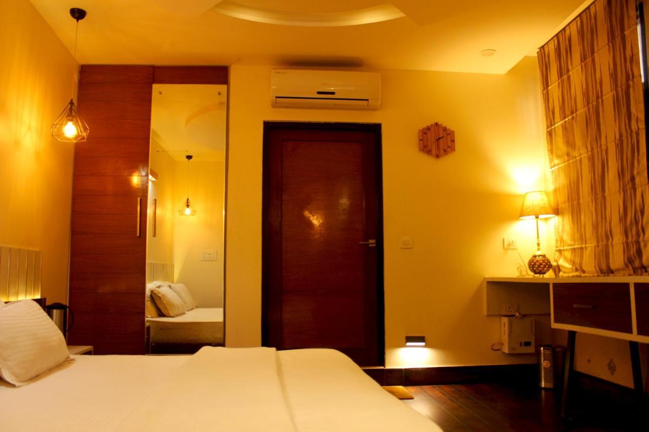 Hotel Himalaya Haridwār Exteriör bild